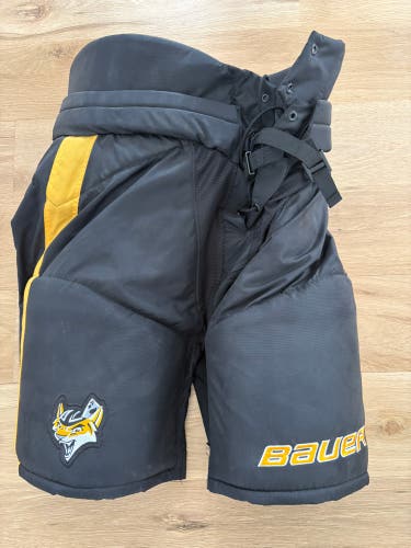 Men's Senior Medium Bauer Hockey Pants (New)