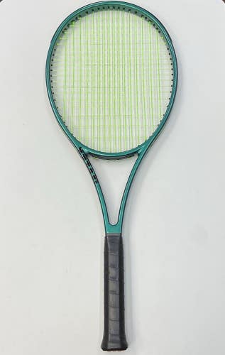 Wilson Blade Pro V9 16x19 Grip Size 3