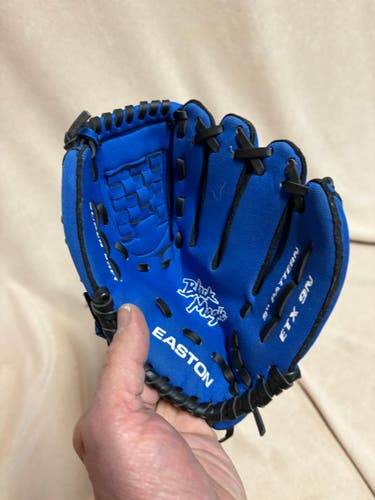 RH Easton Black Magic Series Baseball Glove 9" (Used)