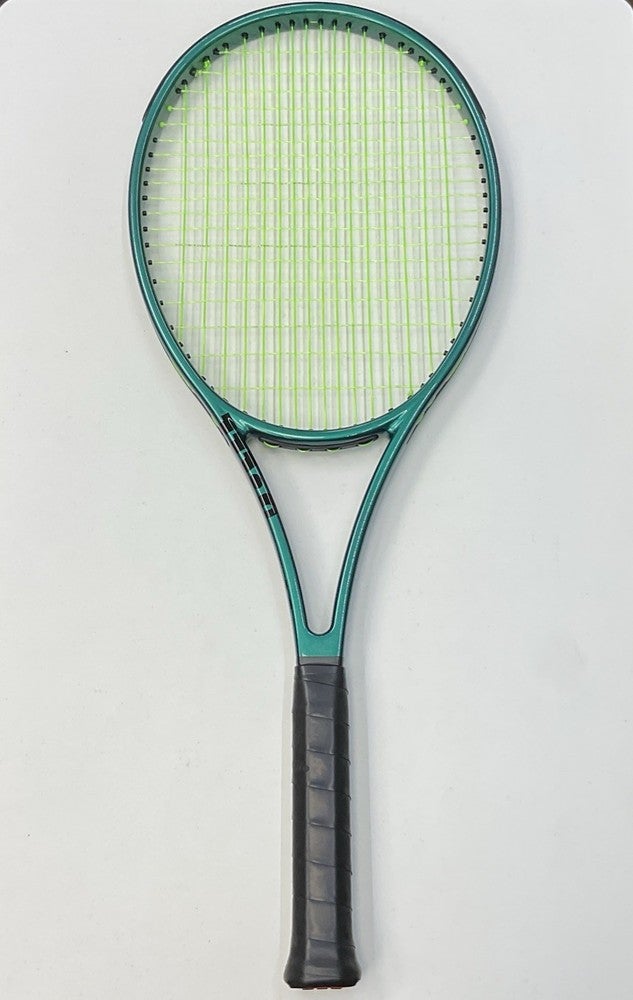 Wilson Blade 98 V9 18x20 Grip Size 4 1/8” | SidelineSwap | Buy and