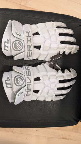 Maverik MX Lacrosse Gloves (Used)