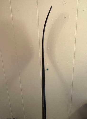 Senior Bauer Vapor Flylite Left Hand Hockey Stick P92M 77 Flex (New)