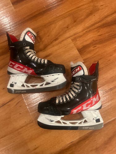 2021 CCM JetSpeed FT4 Pro Hockey Skates Regular Width Size 6.5 (Used)