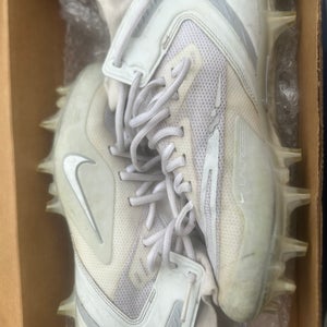 White Men's Size M 7.0 (W 8.0) Adult Nike Alpha Huarache 8 Elite High Top Molded Cleats (Used)