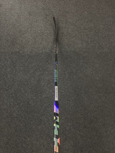 CCM Ribcor Trigger 9 Intermediate Right Handed Hockey Stick P90 65 Flex (New)