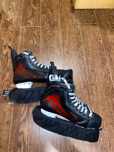CCM JetSpeed FT890 Ice Hockey Skates