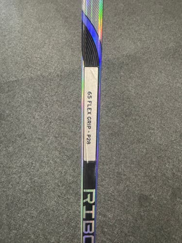 CCM Ribcor Trigger 9 Intermediate Right Handed Hockey Stick P28 65 Flex (New)