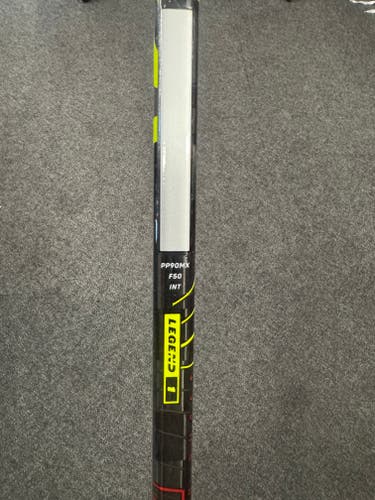 Sher-Wood Rekker Legend 1 Intermediate Right Handed Hockey Stick PP90MX 50 Flex (New)