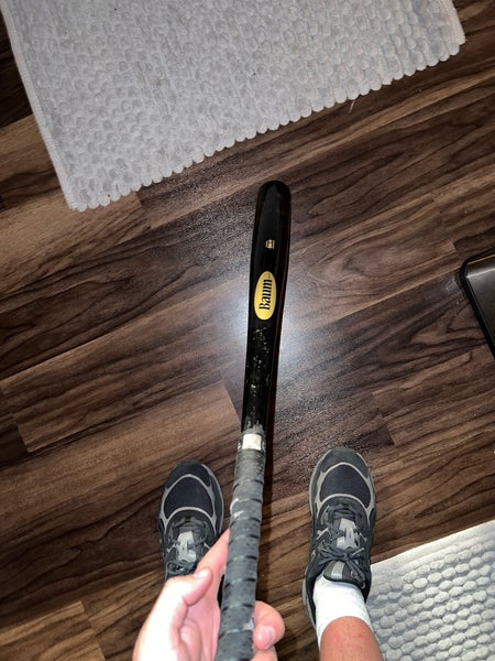 2025 Baum Gold Stock Wood Composite BBCOR Certified Bat (-3) 30 oz 33" (Used)