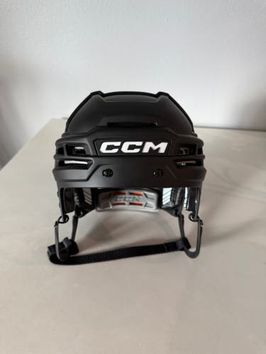 Pro Stock Matte Black CCM Tacks 910 Helmet (New)