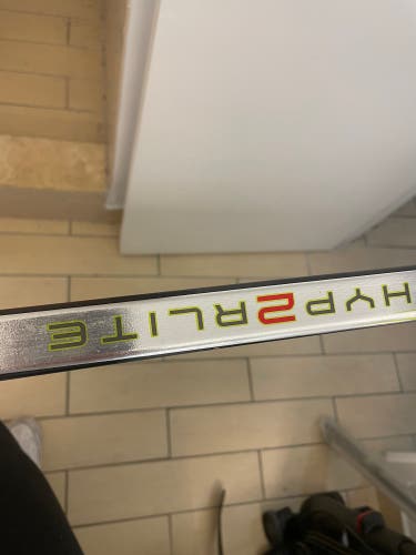 Senior Bauer Vapor Hyperlite 2 Left Hand Hockey Stick P28 55 Flex (New)