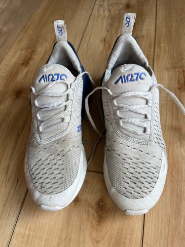 Blue Unisex 6Y (Big Kids / Youth) Youth Nike Air Max 270 Shoes (Used)