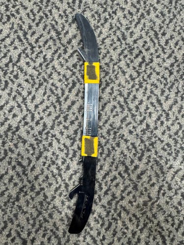 Bauer Fly-Ti 272 mm (Used)