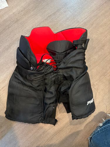 Youth Large Hockey Pants (Used)