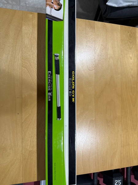 Holds gym Pull-Up Bar (Used)