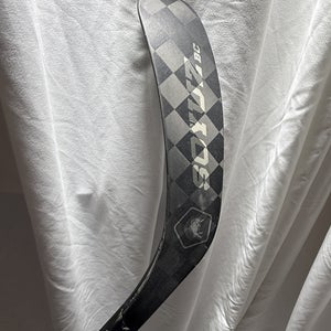 FLYLITE Styled Blackout Hockey Stick | P90TM | 75 Flex | 400g | Low Kick