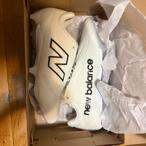 White Unisex Size M 10.0 (W 11.0) New Balance Burn X4 Low Top (New)