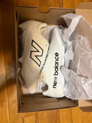 White Unisex Size M 10.0 (W 11.0) New Balance Burn X4 Low Top (New)
