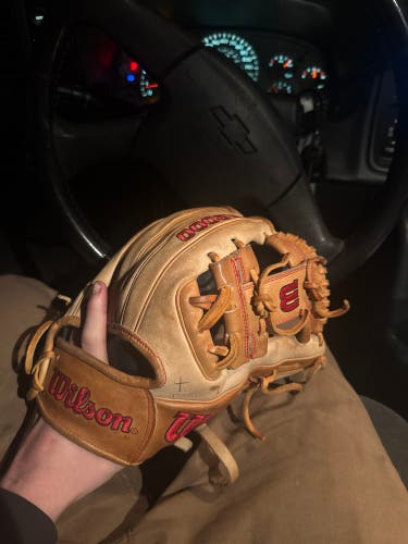 Wilson A2000 1786 RH Infield Baseball Glove 11.5" (Used)