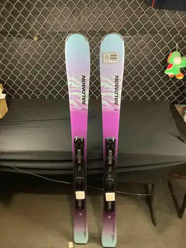 Unisex 2024 All Mountain 141 cm Salomon Stance 80 Skis With Bindings Max Din 10 (New)