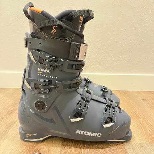 30.5 Atomic Hawx Magna 120 S GW Men’s Ski Boots 30/30.5 102mm last GripWalk Ski Boots 
 (Used)