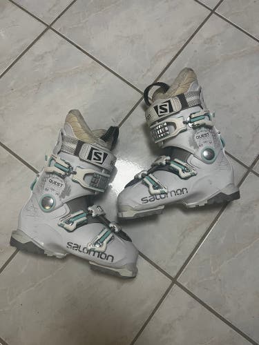 Women's Salomon Quest Access Ski Boots (24.5)