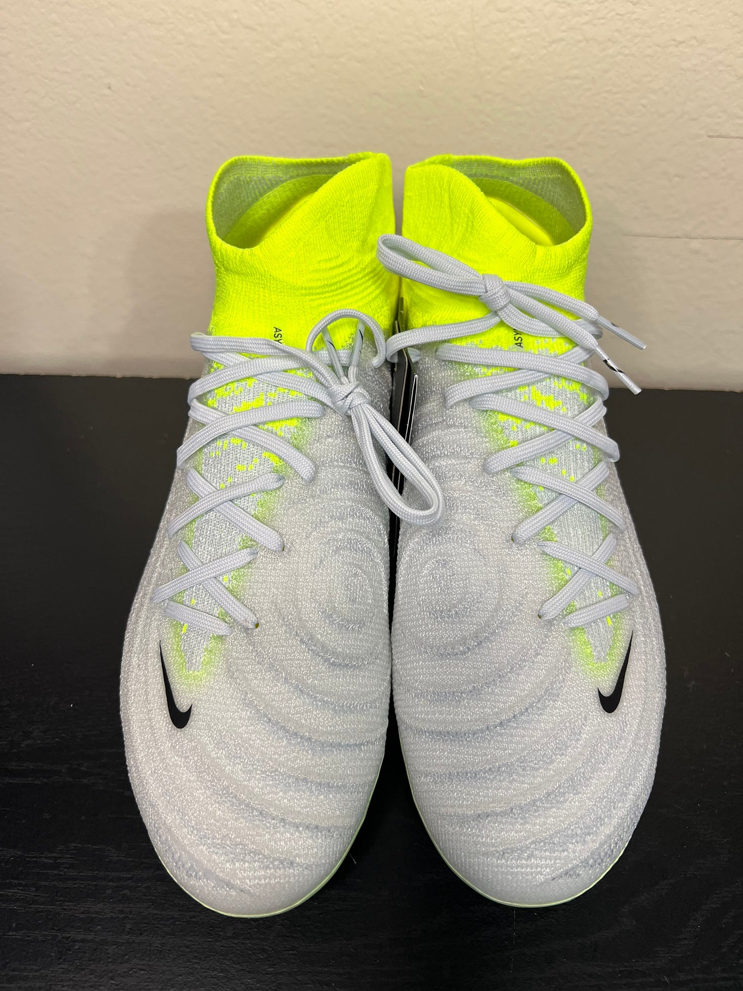 Nike Phantom Luna 2 Elite AG Pro \'Mad Voltage Pack\' HF4361-003 Soccer size 7.5 Nike Phantom Luna II Elite FG - Mad Voltage Pack (HO24  main image 4