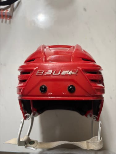 Small Bauer Re-Akt 150 Helmet (Used)