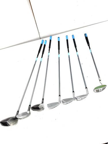 Used Walter Hagen JR CLUB SET 9-12 Jr Package Set RH None 8 Piece 11860-S000306161