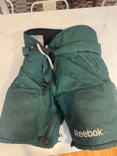 Men's Senior Medium Reebok MHP 7000 Hockey Pants (Used)