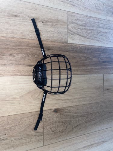 Small CCM FM580 (Used)