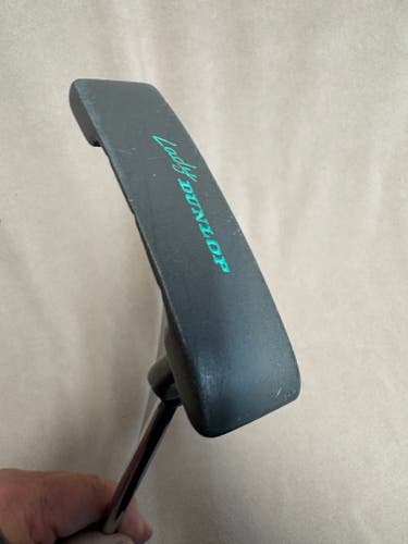 Women's Dunlop Blade Lady Right Handed Putter 32" (Used)