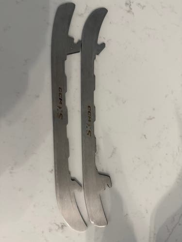 CCM SB XS 221 mm (New) blades stainless