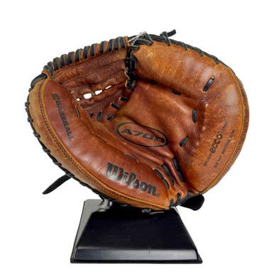 Used Wilson A700 A0700CM BB/SB Catchers RH Throw Brown And Black 32 1/2" 11506-S000296689