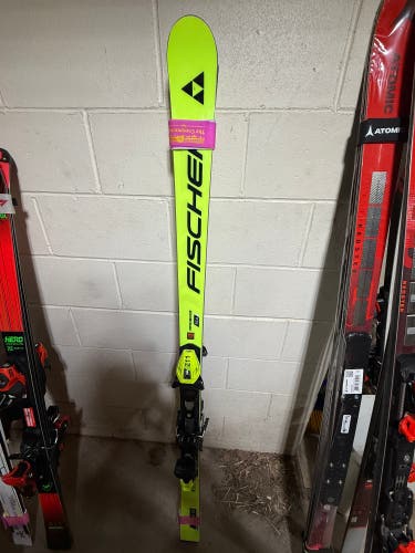 Fischer RC4 WC GS 168 cm Racing Skis Max Din 11 - almost new