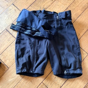 Black Large Adult Unisex Karbon Shorts (Used)