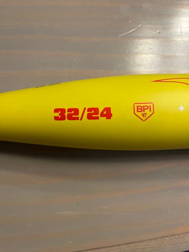 2026 Victus Nova Lit Composite USSSA Certified Bat (-8) 24 oz 32" (Used)