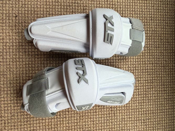 Medium Youth STX Stallion 1k Arm Pads (Used)