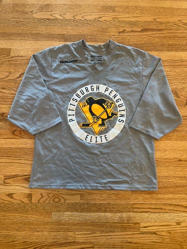 Pittsburgh Penguins Youth Medium/Large Bauer Jersey (Used)