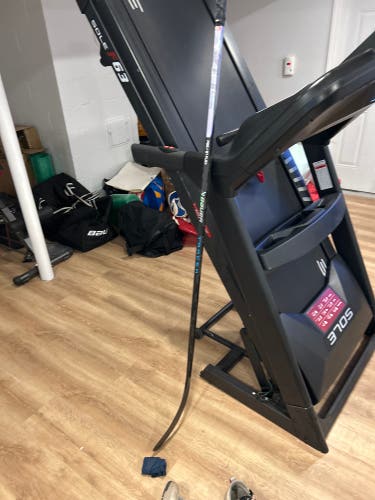 Intermediate Bauer Nexus Tracer Left Hand Hockey Stick P88/ 87 flex