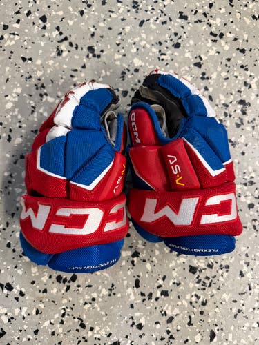 CCM Gloves 10" (Used)