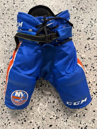 Youth Large CCM Tacks Hockey Pants (Used)