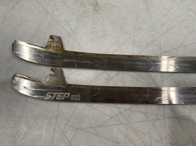 CCM Step Steel 280 mm (Used) XS Speedblade