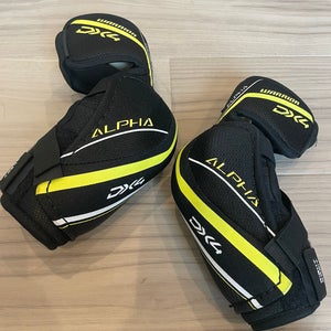 Junior Large Warrior Alpha DX4 Elbow Pads (Used)