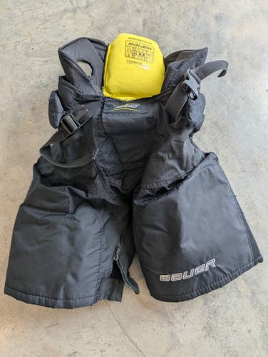 Bauer Supreme Ignite Pro Jr Medium Girdle (Used)