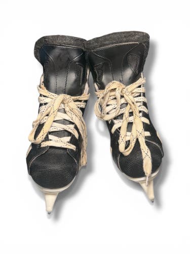 Youth Ice Skates Size 3 (3/35) Chicago Black Hockey Skates Adjustable Fit ~9” Insole