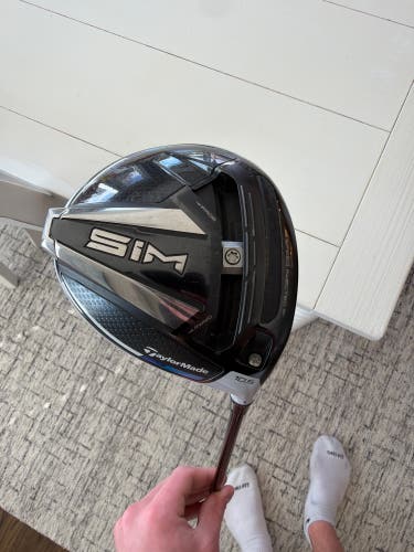 2020 TaylorMade SIM Right Handed Driver Regular Flex 10.5 Loft (Used)