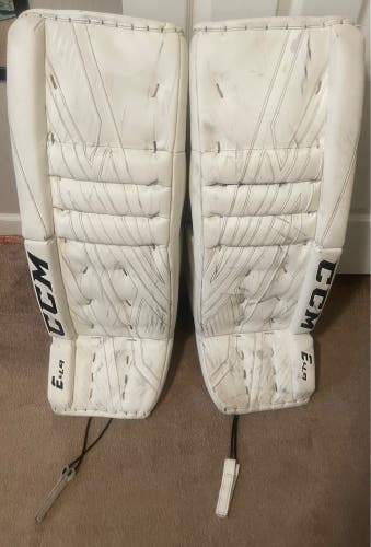 34" + 1” CCM Extreme Flex E4.9 Goalie Leg Pads (Used)