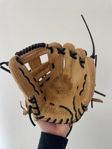 Wilson A2000 1786 RH Infield Baseball Glove 11.5" (Used)