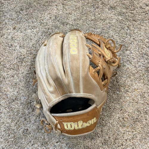 Wilson A2000 RH Infield Baseball Glove 11.5" (Used)